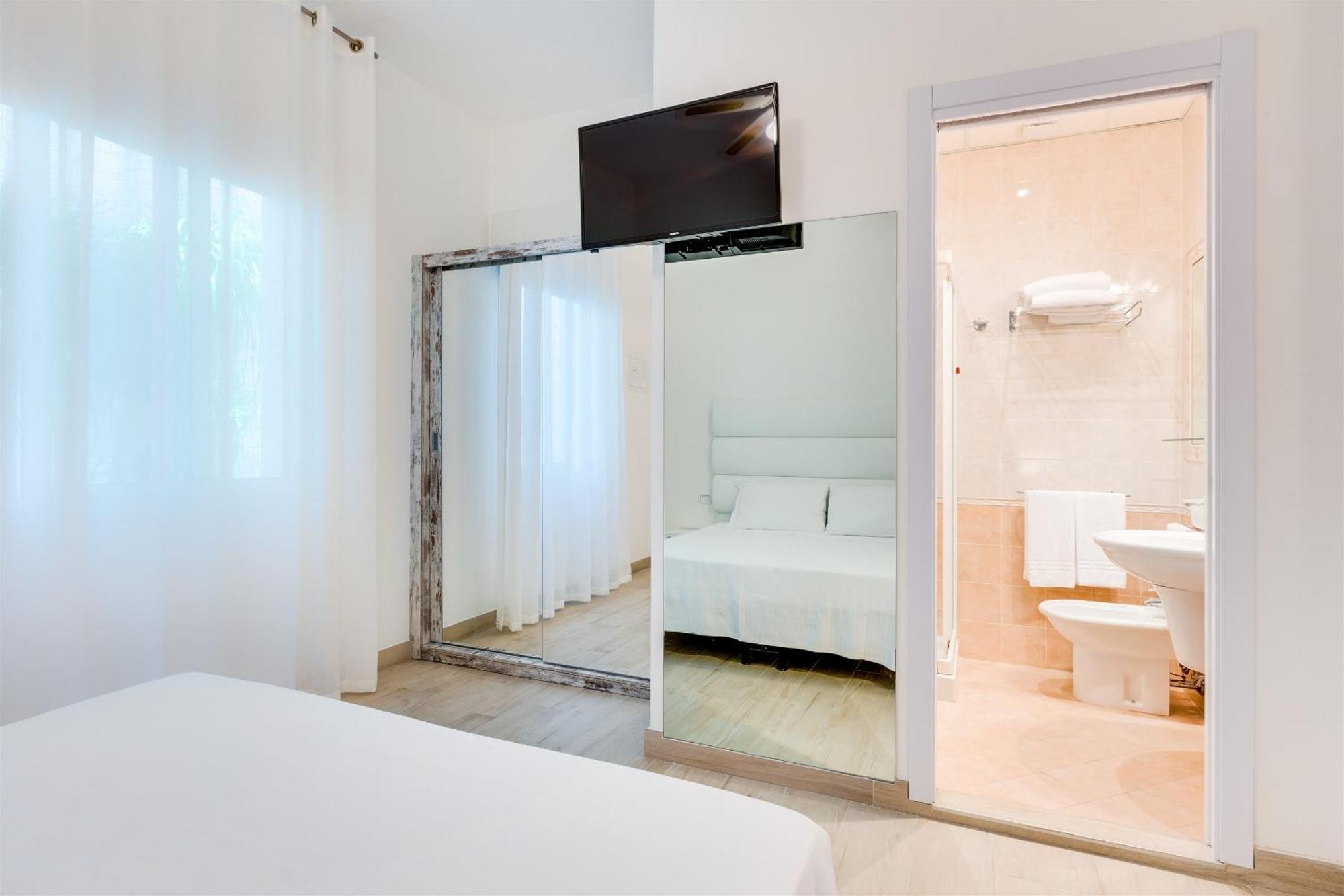Hotel Bellariva Лидо ди Йезоло Стая снимка