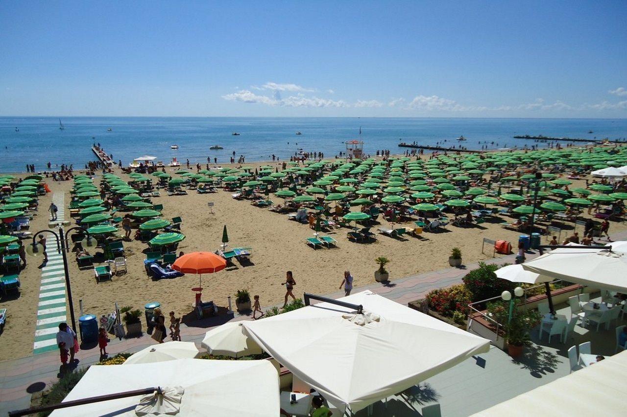 Hotel Bellariva Лидо ди Йезоло Екстериор снимка